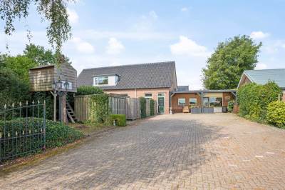 Woning Bergakker 2 Kapel Avezaath (Gem. Tiel)