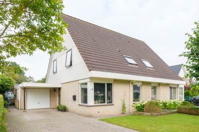 Woning Veenderij 10 Surhuisterveen