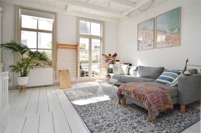 Woning Laan van Roos en Doorn 10 Den Haag