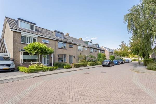 Woning Prins Johan Frisostraat 36 Baambrugge