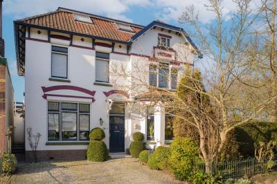 Woning Stationsweg 35 Dirksland