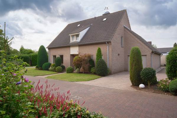 Woning Hugo Thijssensplein 26 Beek en Donk