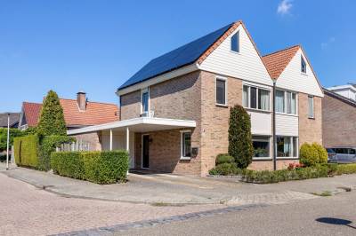 Woning Fie Carelsenstraat 39 Hengelo (OV)
