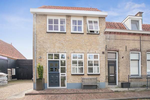 Woning van Gorcumstraat 11 Sommelsdijk
