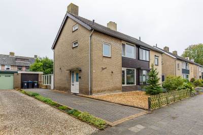 Woning Kroevenlaan 12 Roosendaal