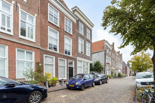 Woning Nieuwe Rijn 105 Leiden
