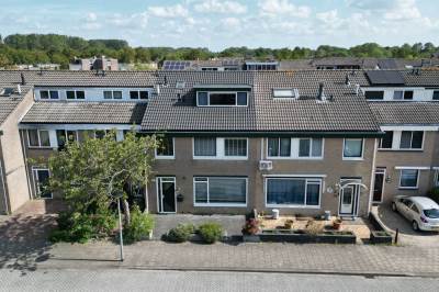 Woning Karveel 4932 Lelystad