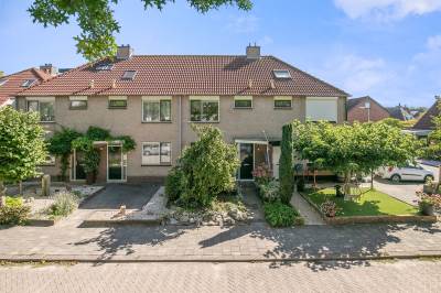 Woning John F. Kennedystraat 28 Heinenoord