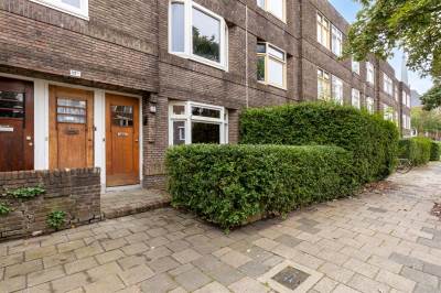 Woning E. Thomassen à Thuessinklaan 17 Groningen