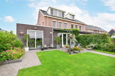 Woning J.J. Rooversstraat 30 Nieuwveen