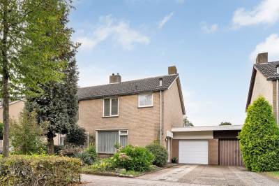 Woning Monseigneur Nolensstraat 55 Rijen