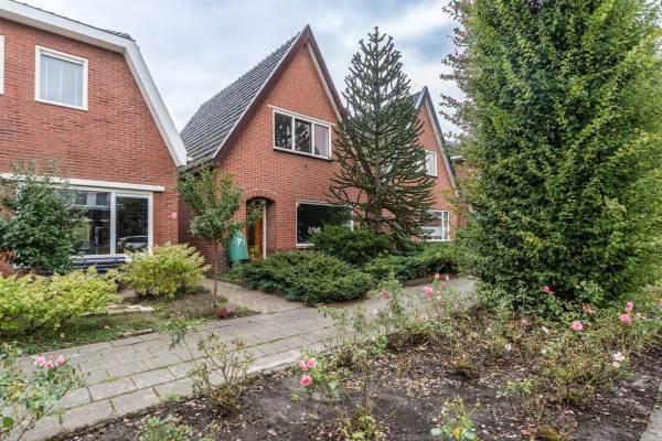 Woning Marcus Buschstraat 80 Delfzijl