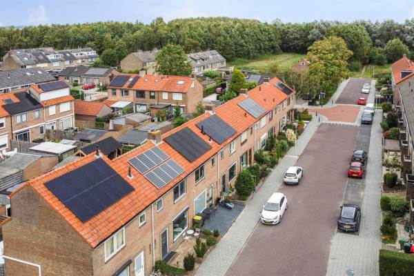 Woning Troelstrastraat 15 Strijen