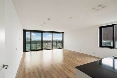 Woning Anna van Buerenplein 150 Den Haag