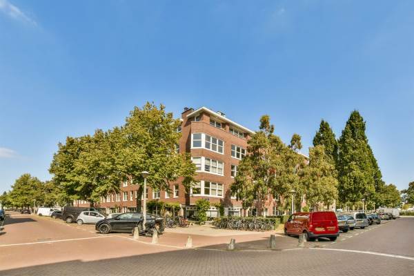 Woning Bloys van Treslongstraat 243 Amsterdam