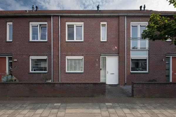 Woning Juliana van Stolbergstraat 16 Landgraaf