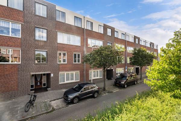 Woning Gerrit van der Veenlaan 192 Den Haag