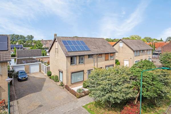 Woning Julianastraat 14 Heesch