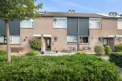 Woning Albert Schweitzererf 8 Oud-Beijerland