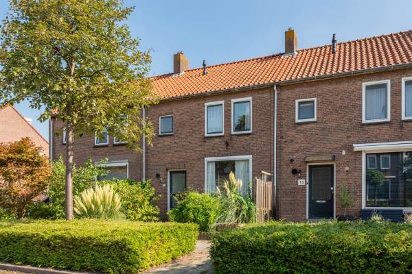 Woning Chrysanthenstraat 11 Purmerend