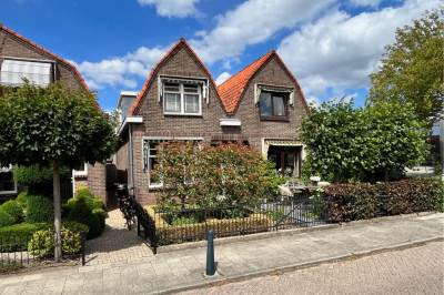 Woning Admiraal de Ruyterstraat 6 Oud-Beijerland