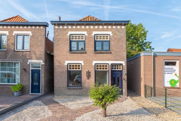 Woning Zuideinde 9 Dinteloord
