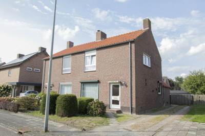Woning Pater van Donstraat 23 Heibloem