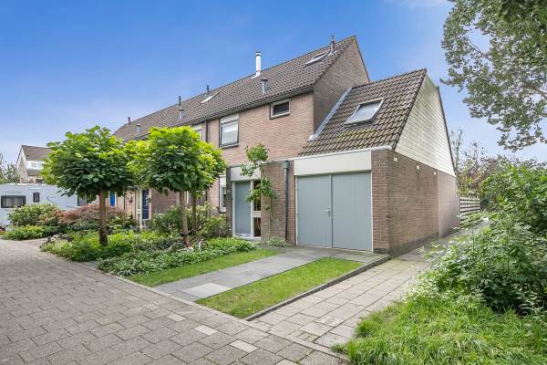Woning Pinksterbloem 9 Kampen