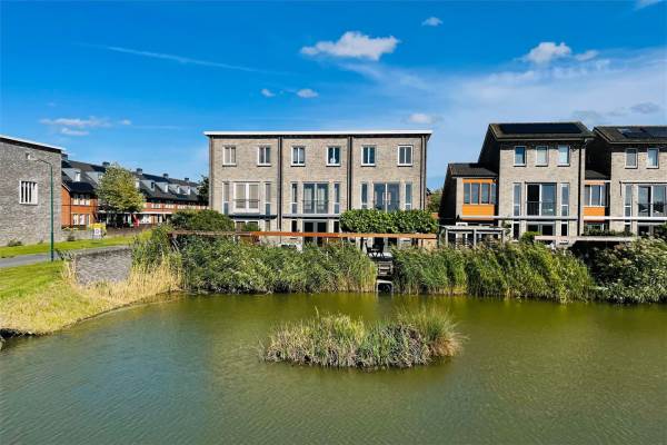 Woning Grachtmuur 15 Houten