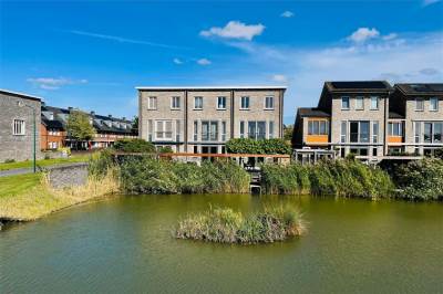 Woning Grachtmuur 15 Houten