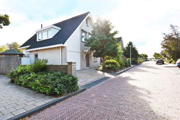 Woning van Beuningenstraat 19 Maasdijk