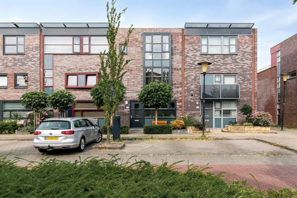 Woning Eikenwede 107 Barendrecht