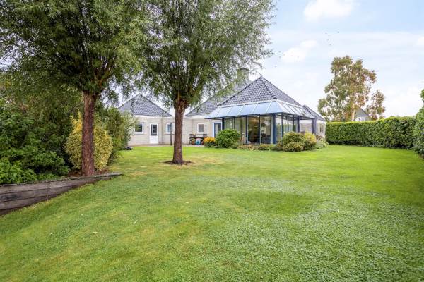 Woning Tjeukemeerstraat 75 Lemmer