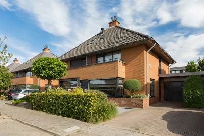 Woning Stekelvaren 12 Bergschenhoek