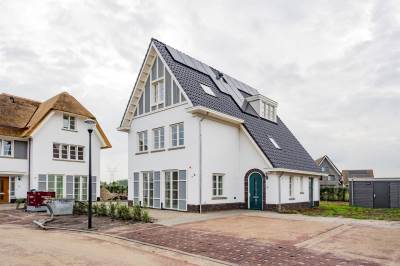 Woning Swaenenvechthof 8 Weesp