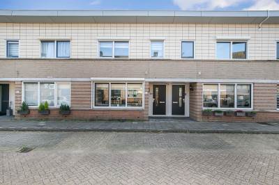 Woning Marie van Zeggelenstraat 10 Spijkenisse