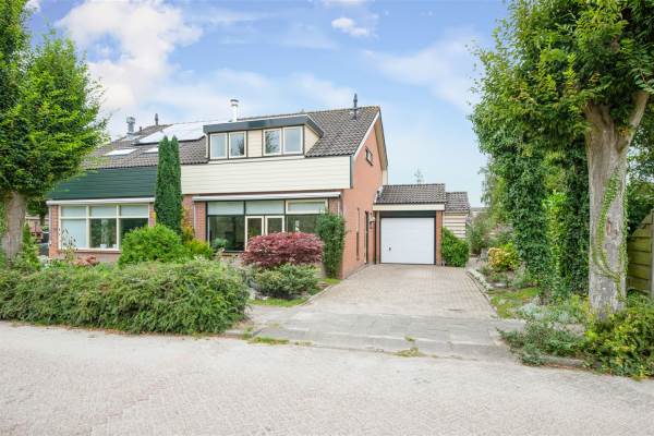 Woning Burgemeester Elmersstraat 69 Sijbekarspel