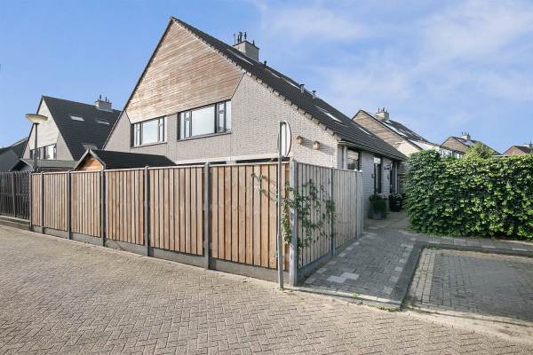 Woning Tamarstraat 19 Spijkenisse