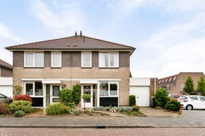 Woning Wetering 32 's-Gravendeel