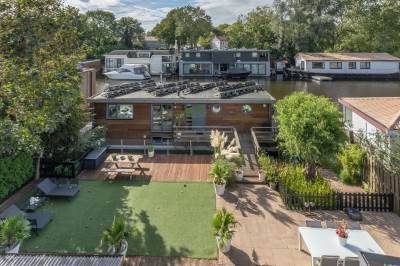 Woning Landsmeerderdijk 50 Amsterdam