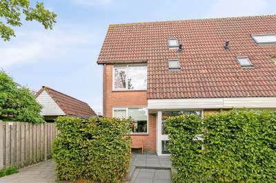 Woning Korenbloemplaats 11 Bleskensgraaf ca