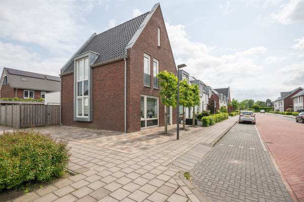 Woning Janbaas 16 Nieuwendijk