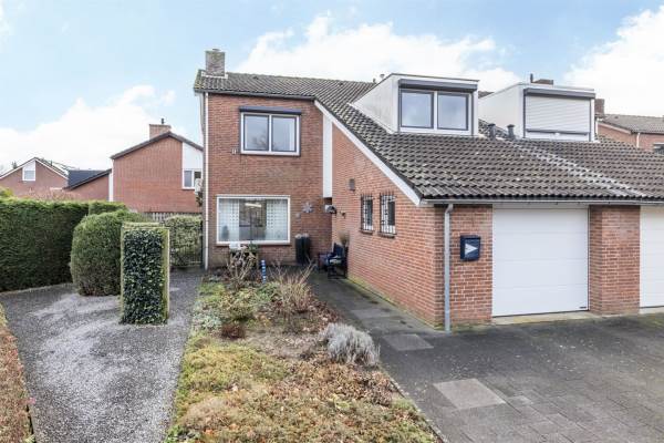 Woning Schubertstraat 1 Oirsbeek