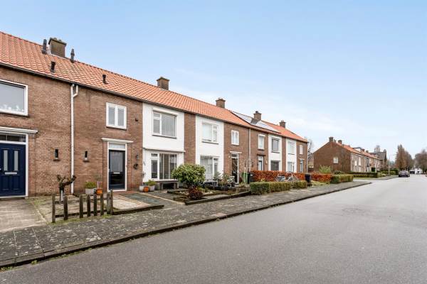 Woning Amalia van Solmsstraat 8 Drunen