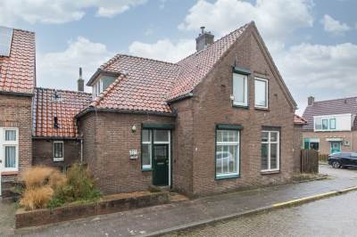 Woning Berenicestraat 4 Tolkamer