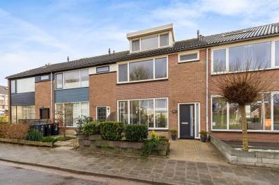 Woning Meeuwenlaan 4 Hellevoetsluis