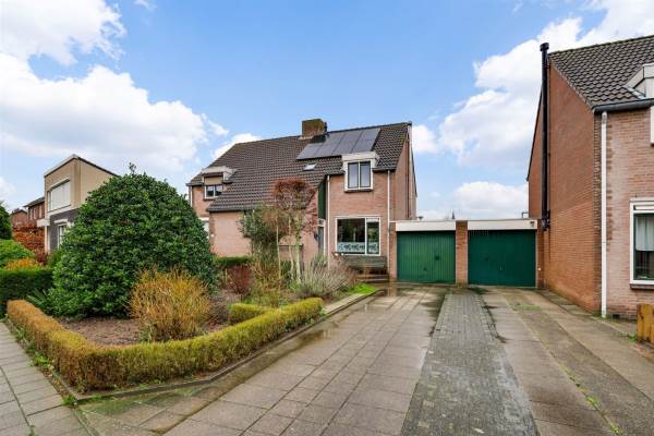 Woning Brugstraat 18 Roggel