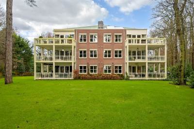 Woning Laan van Pluymestein 26 Wassenaar