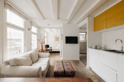 Woning Oudezijds Voorburgwal 138 Amsterdam