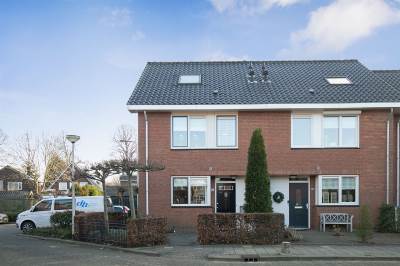 Woning Ambachtshof 21 Ridderkerk